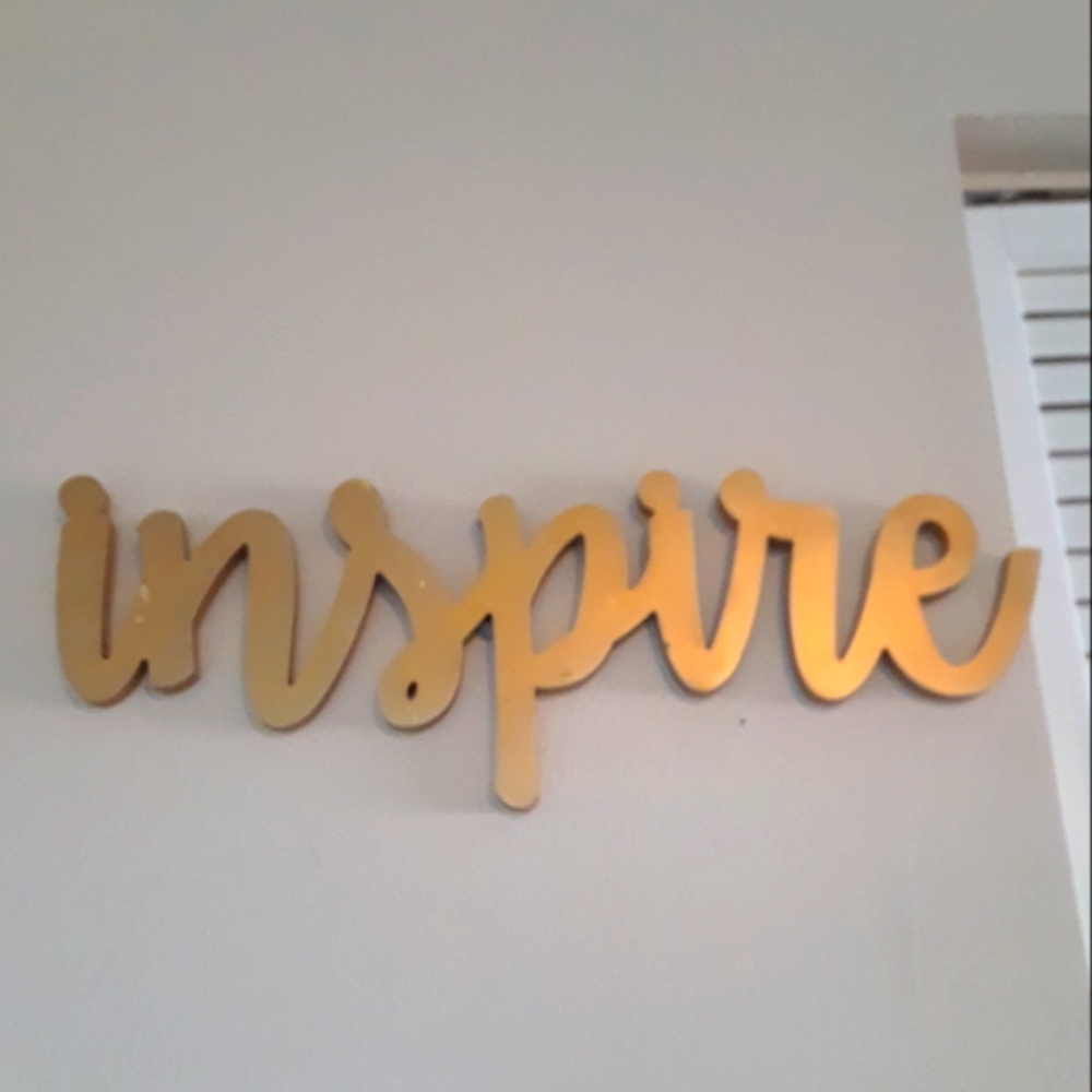 inpire wall moto gold bold lettering